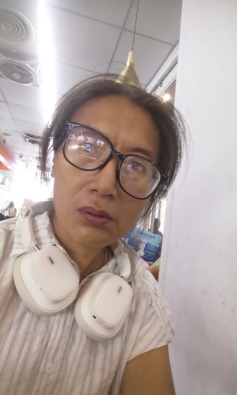 冬天的蔷薇的第三张照片--台南基督教相亲网